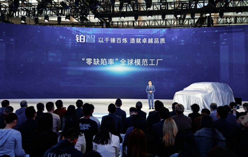 接连放大招，广汽丰田进入合资2.0时代，靠实力突破“重重包围”