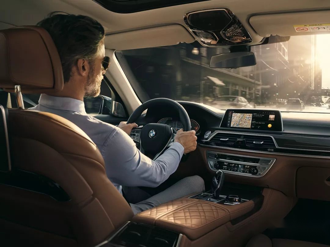 深受国人喜爱的新BMW 7系即将登场，个性化定制是最大亮点