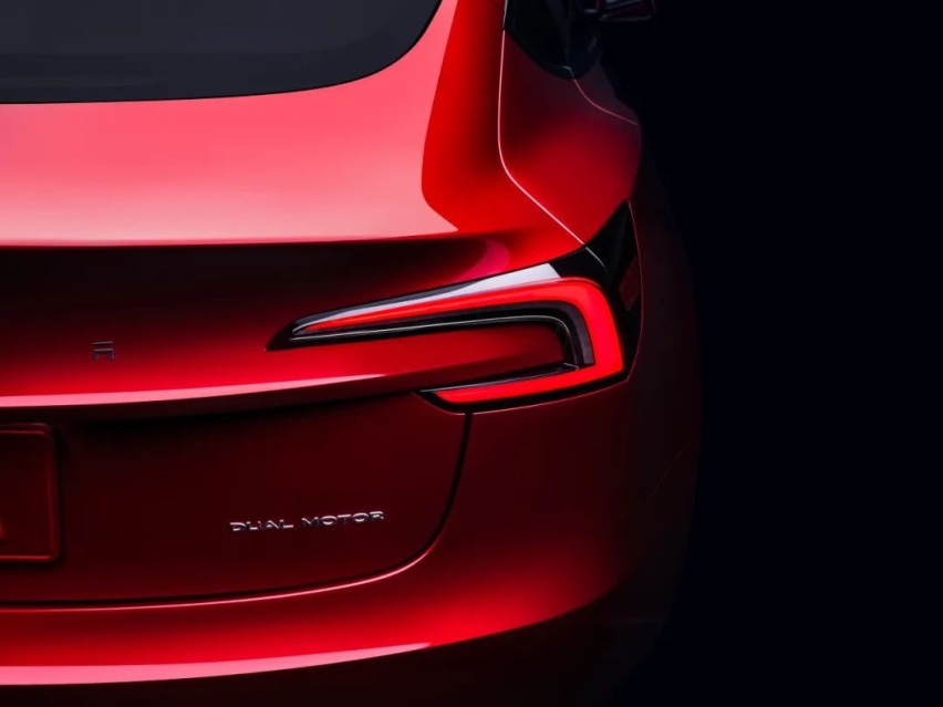 Model 3 上新，友商松了一口气？