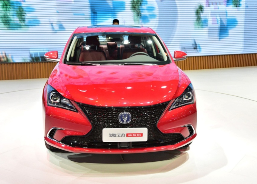 参数优于大众的国产1.4T，装在逸动里，8.99万起性价比很
