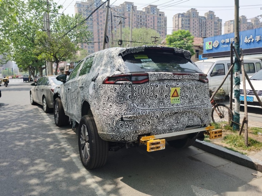 比亚迪高端越野车谍照曝光！没有引擎声的电动越野车还怎么撒野？