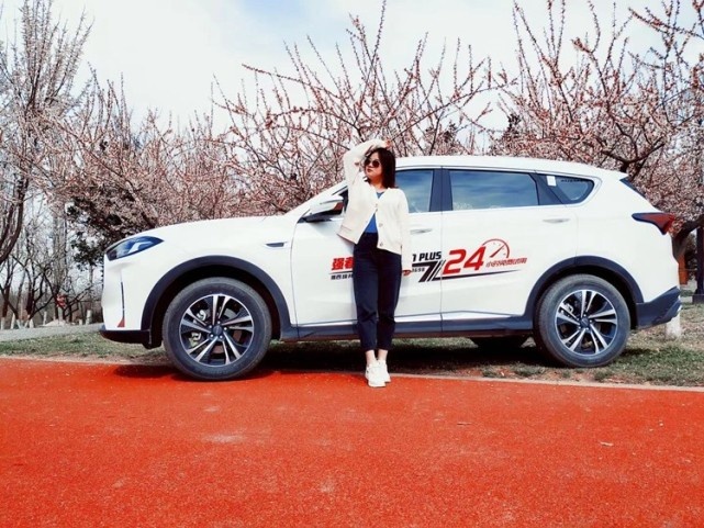 女神节来袭 捷途X70 PLUS想与你相约在春日的暖阳里