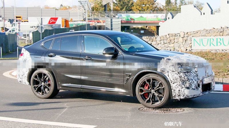 bmw-x4-m-facelift-spy-photos-brakes.jpg