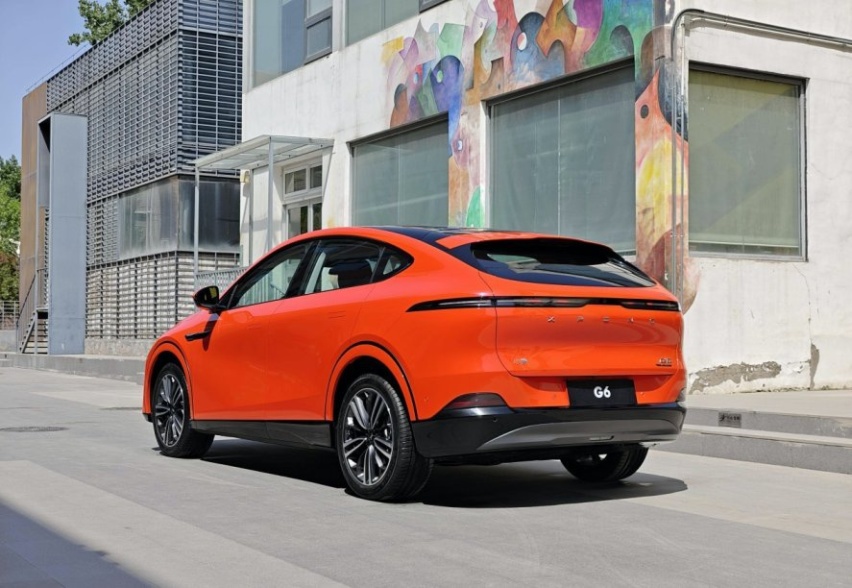 标配800V+智驾，起售比LS6、ModelY少6万，你会选小鹏G6吗