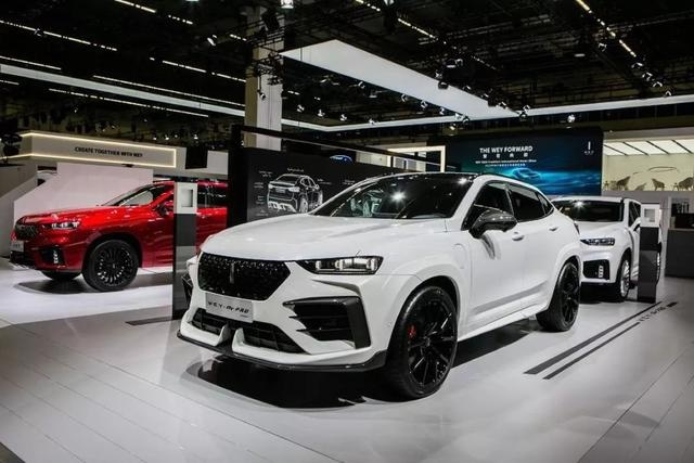 紧盯AMG、M Power！从巴博斯定制版VV7 GT PHEV看WEY的发展与超越