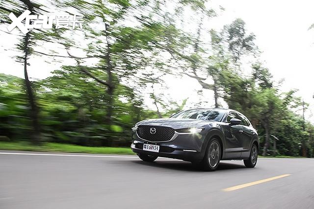 当昂克赛拉变身SUV，抢先试驾马自达CX-30