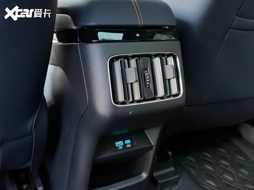 宋PLUS EV冠军版到店，“赤帝红色”很少见，16.98万起