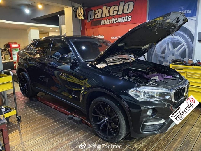 宝马新X6 35i改装刷ECU德国Techtec电脑程序升级
