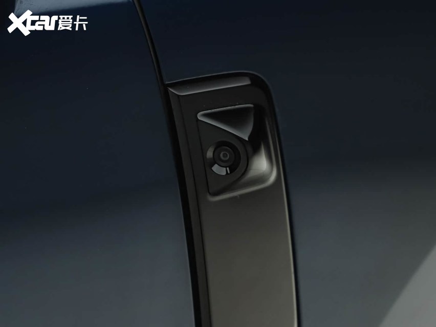 15-20万家用大六座SUV，全系标配乾崑智驾+鸿蒙座舱，华境S配置解