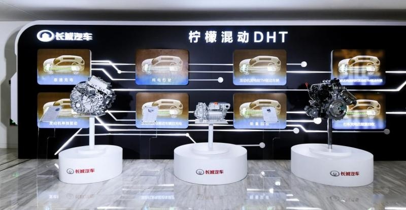 车企掌门人会面要有新动作？上海车展王传福和魏建军聊了些啥？