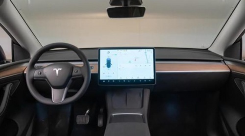 凯迪拉克LYRIQ对比当红车型比特斯拉Model Y,还有多少加分项?