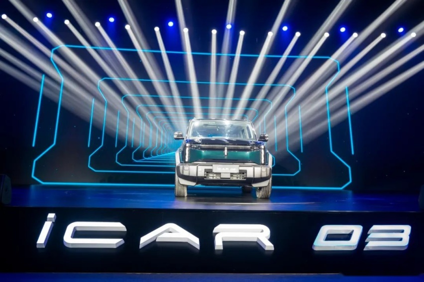会玩梗的 iCAR 03，如何用最硬核的方式面向年轻人？