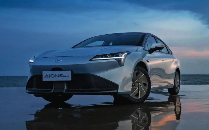 颜值“炸裂”的AION S PLUS，会甘心当网约车？