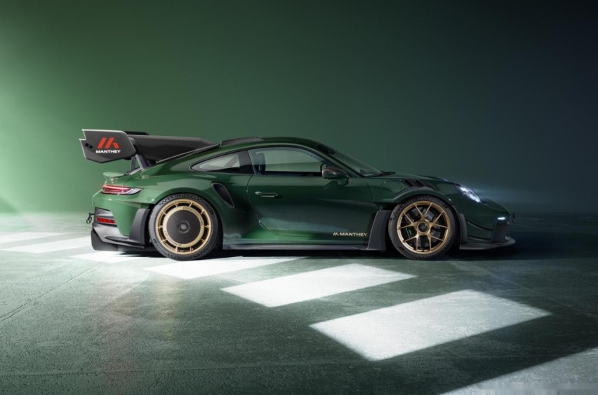 Manthey保时捷911 GT3 RS，带鲨鱼鳍的911，纽北比原版