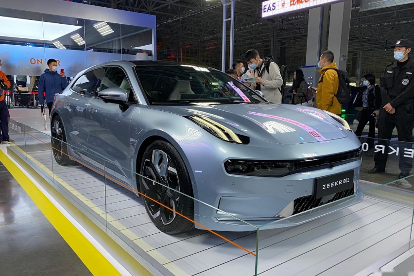 NEDC续航可达712km 极氪001上市售28.1万元起