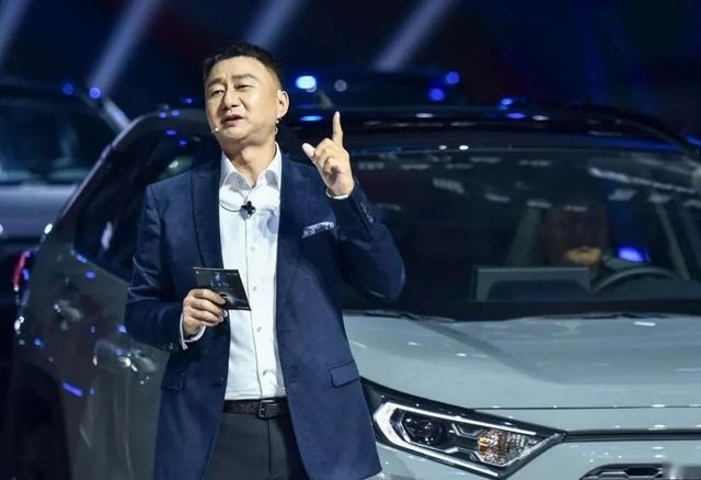 RAV4荣放：能超越自己的，大概就只有全新的RAV4荣放了