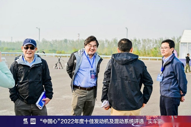 2022十佳发动机评选，多种混动形式并存，内燃机迸发全新活力