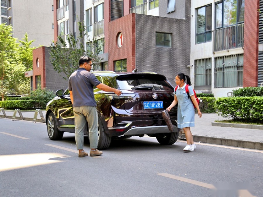 给考生家长准备的一台最合适的车？试驾别克昂科威S