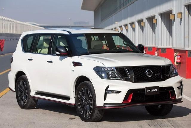 英菲尼迪QX80，日产顶级旗舰SUV，豪华气场，值得入手吗？
