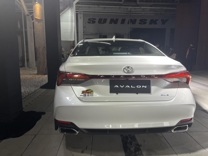 上新了!新亚洲龙2.0L臻选版售价20.98万元,升级了啥?