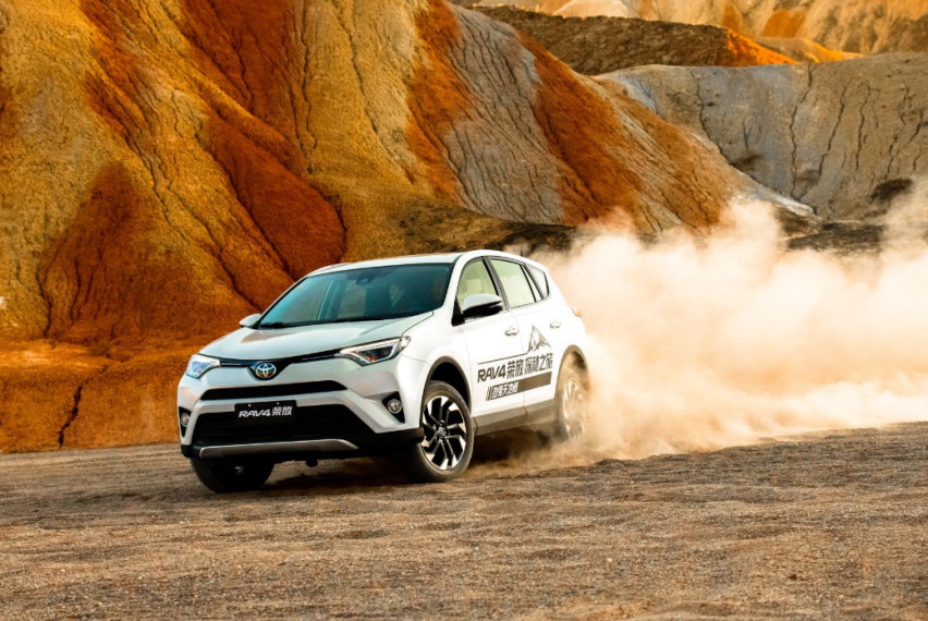 激情与性价比，RAV4荣放给你想要的