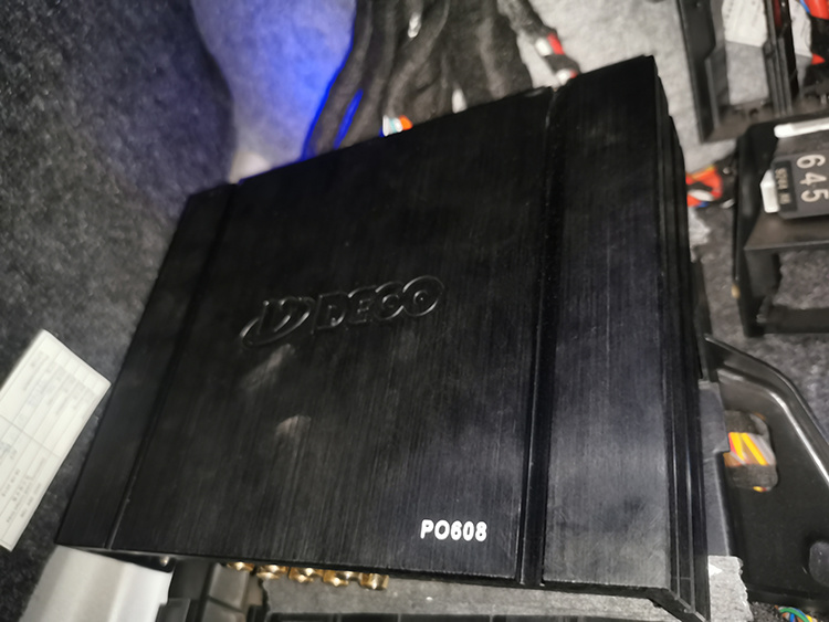 奥迪A4音响升级埃曼德高DSP，河北奥盛腾音质提升方案