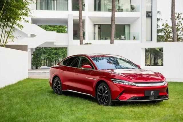 多维度对比后,别再说特斯拉Model 3了,它真不是比亚迪汉的对手