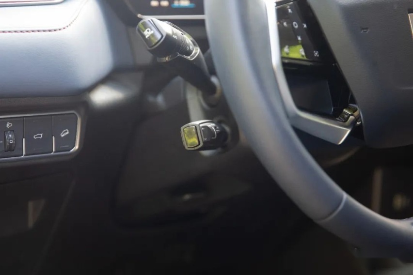浅尝“加料”后的拿铁DHT-PHEV，油耗惊喜、细节让奶爸微笑