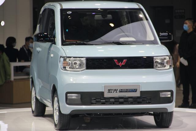 #成都车展#实拍最便宜的新车，五菱宏光MINI EV上市