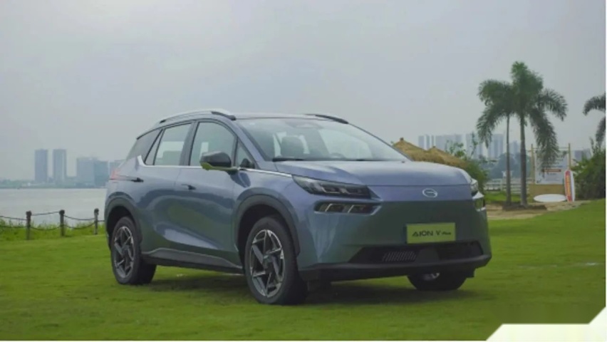 老车主羡慕妒忌！15.99万买这纯电SUV 空间大还好用！