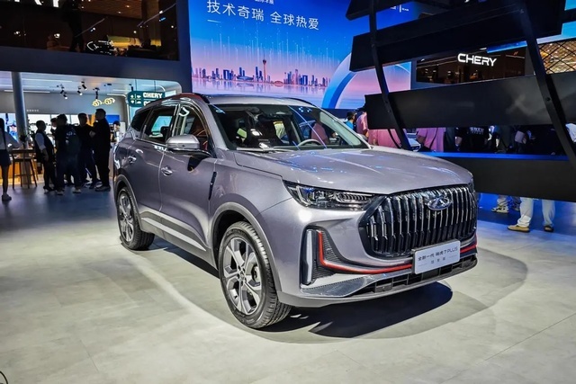 奇瑞两大新车来袭，鲲鹏动力+6.58L的油耗，关键才卖9.99万起