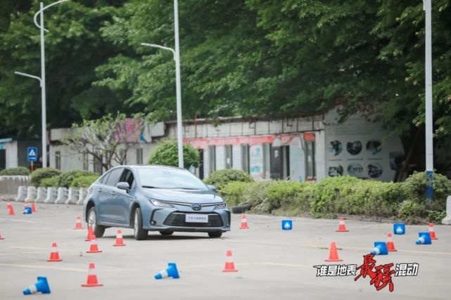 市区油耗不到“3”，高速油耗“4”字头，这才是地表最强混动