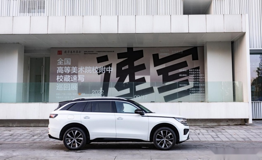大众最后一款燃油车？预售27.69万起，揽巡如何迎战汉兰达/UR-V？