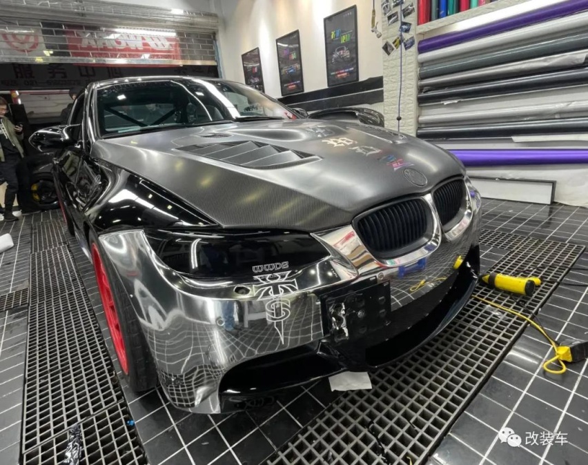 战斗格宝马M3 E92上路，感受下4.0升V8大排自吸的魅力
