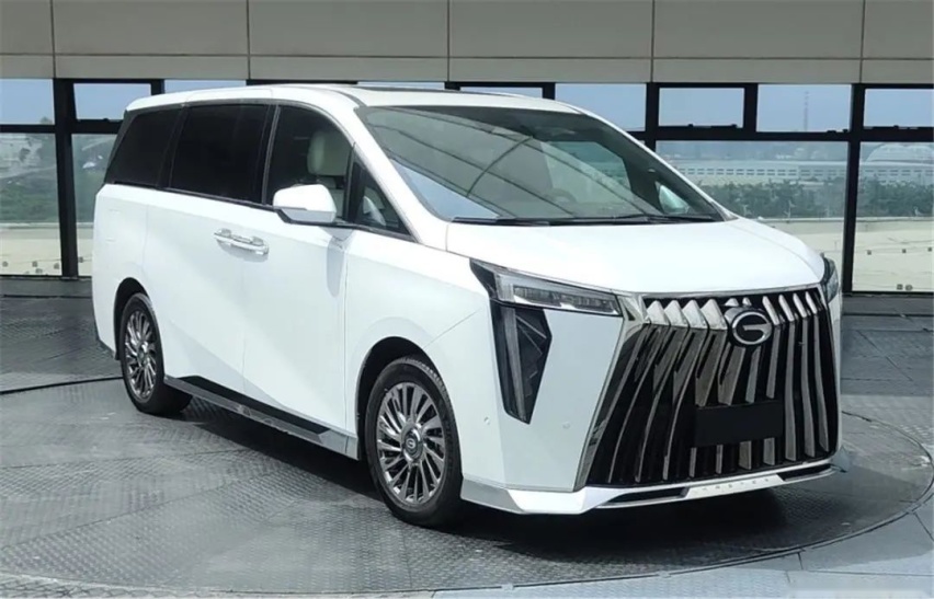 别克GL8压力很大，丰田赛那有篡位之势，7月MPV销量排行来了