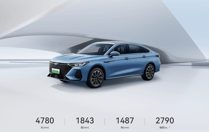 奇瑞首款插混轿车综合续航1400km+ 风云A8哪款更值得选？