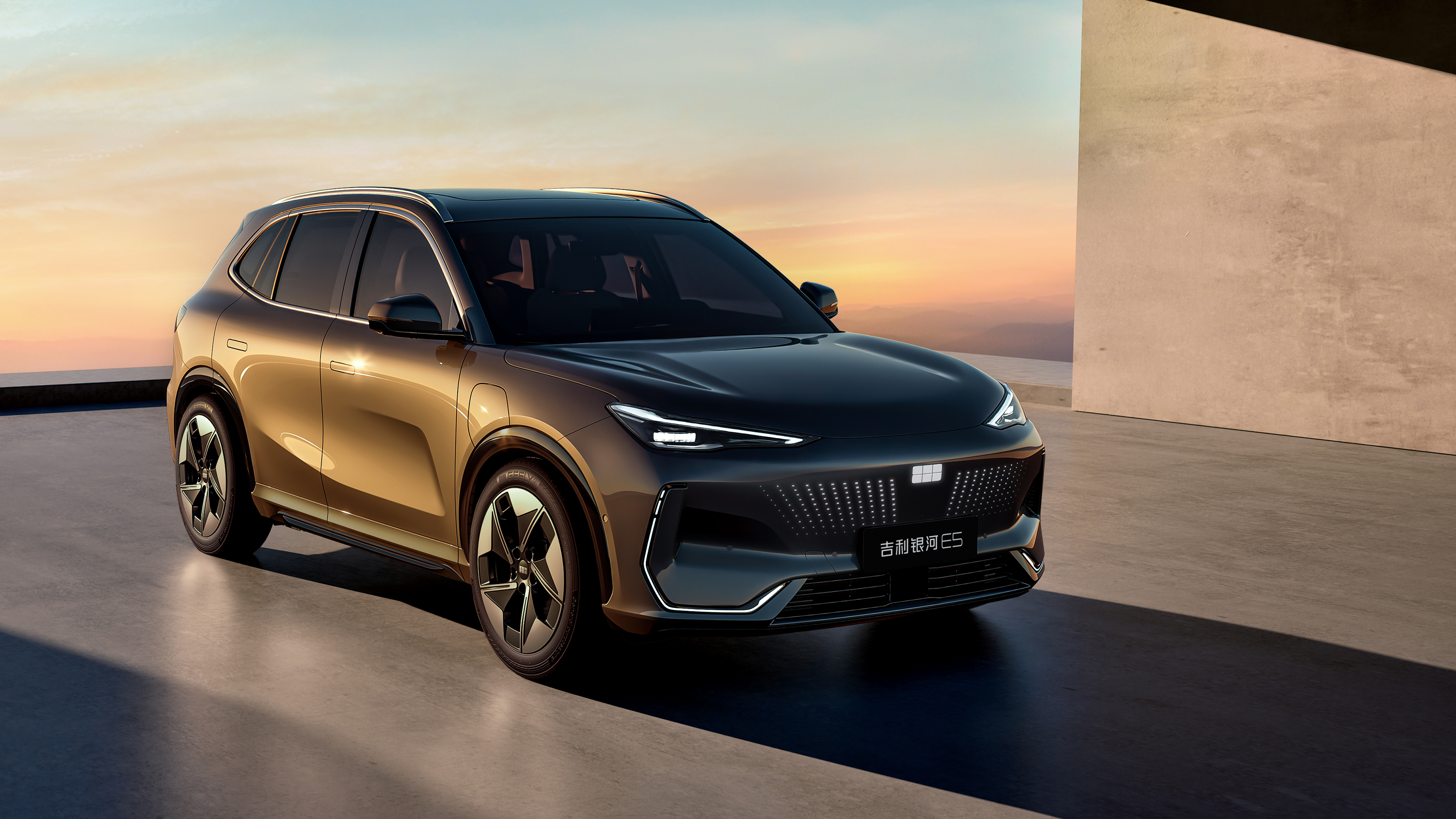 yE5@vS2750mmĸֵSUV4c