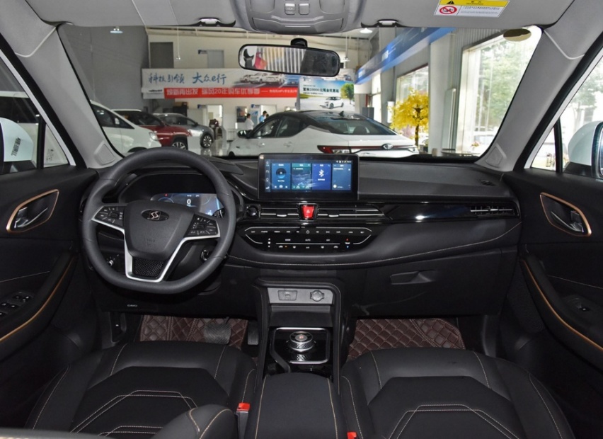 14万的纯电小型SUV，瞄准家用市场，续航仅420公里