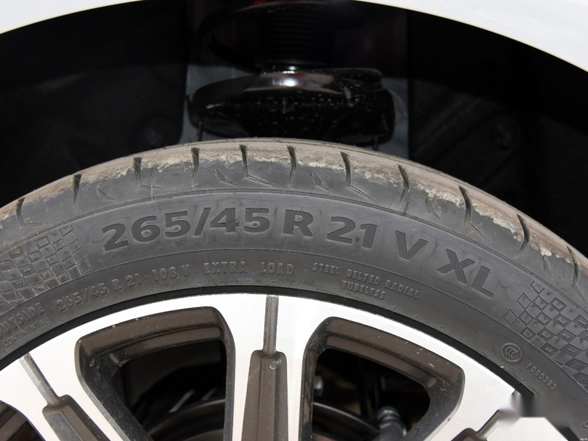 7万、13万、17万最值得买的三款国产车，第三款车胎看齐保时捷