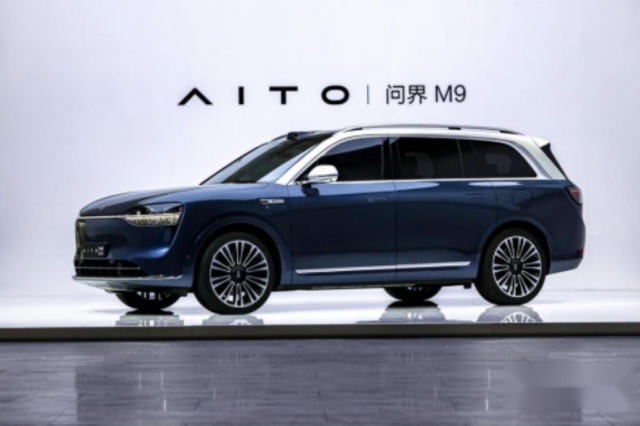 华为ADS3.0？问界M9智能驾驶隐藏彩蛋，或率先升级L3级自动驾驶！|极果新车评