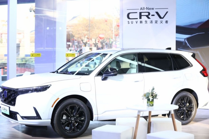 全新一代CR-V e:PHEV，日系插混的“六边形战士”