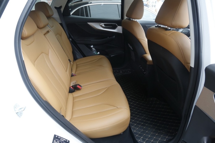 BEIJING X7首试：一台让人惊喜连连的十万级SUV