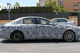 全新梅赛德斯-AMG C级谍照曝光 或搭载2.0T混动系统