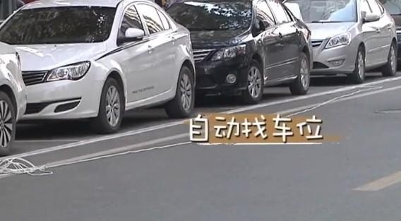 沃尔沃“自动泊车”惨撞门框，销售的解释惹怒了众多网友