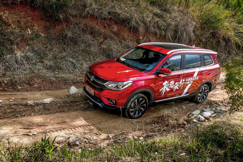 哭了，花15万买了这些SUV，开不到一年就想卖车？