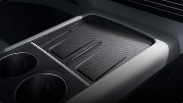 全系配四驱，肩挑特斯拉Model Y，它能带小鹏打个漂亮的翻身仗吗？