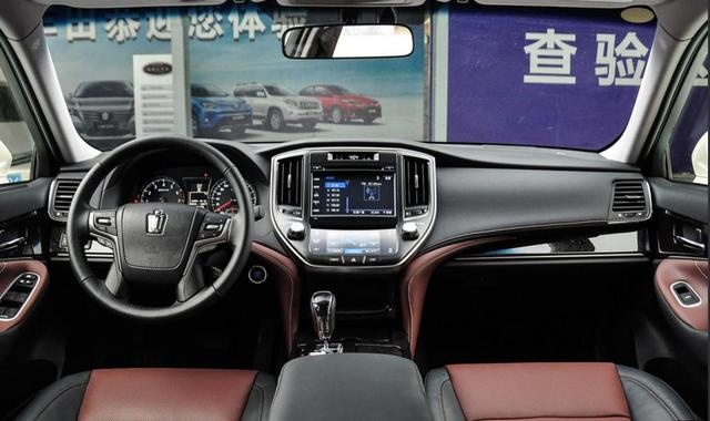 降价2万，2.0T+8AT+后驱，这款5米长合资中大型车，怎