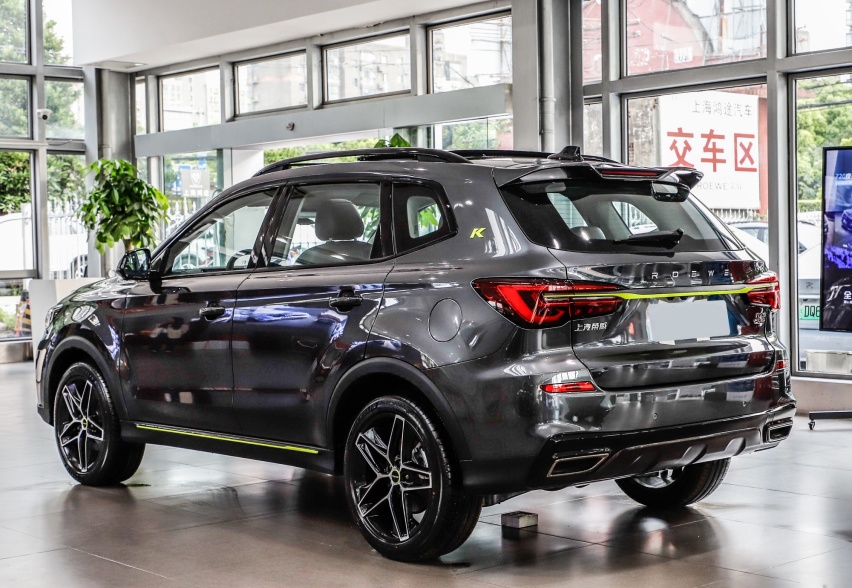 新款荣威RX5 PLUS上市，惊喜价售9.88万元起，颜值动力全面升级
