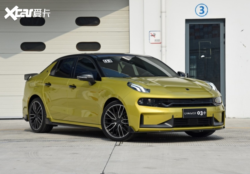平民“超跑”！2.0T+8AT配四驱，比高尔夫GTI快却便宜