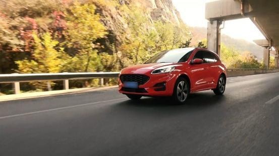 20万级别既好开又运动的SUV 体验福特锐际